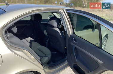 Лифтбек Skoda Octavia 2005 в 