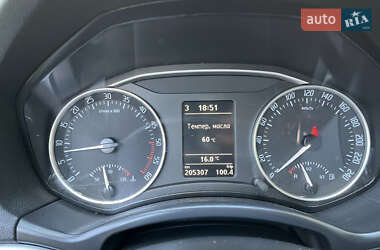 Лифтбек Skoda Octavia 2012 в 