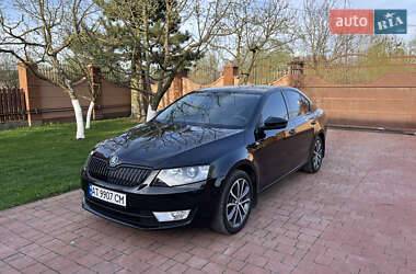 Лифтбек Skoda Octavia 2015 в Калуше