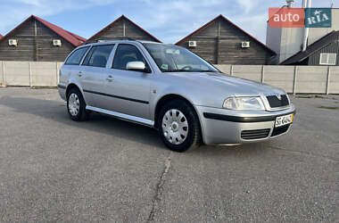 Универсал Skoda Octavia 2009 в 