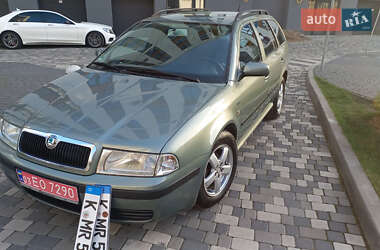 Универсал Skoda Octavia 2003 в 