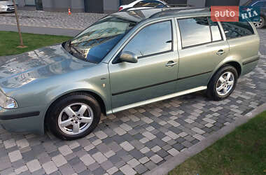 Универсал Skoda Octavia 2003 в 