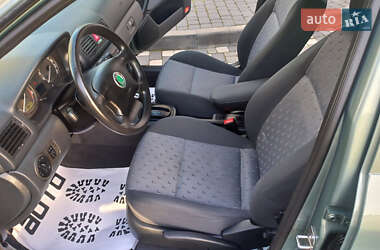 Универсал Skoda Octavia 2003 в 