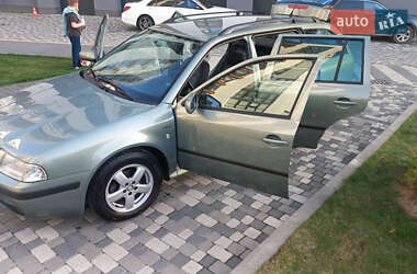 Универсал Skoda Octavia 2003 в 