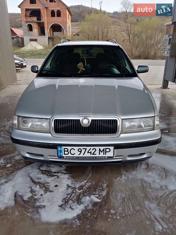 Skoda Octavia 2000