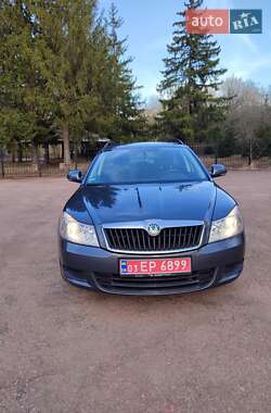 Универсал Skoda Octavia 2010 в 
