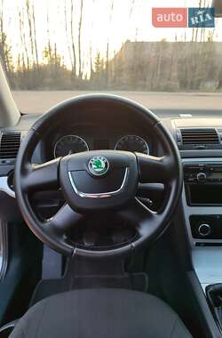 Универсал Skoda Octavia 2010 в 