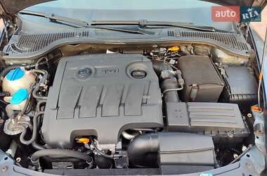 Универсал Skoda Octavia 2010 в 