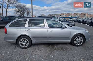 Универсал Skoda Octavia 2012 в 