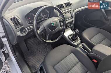 Универсал Skoda Octavia 2012 в 