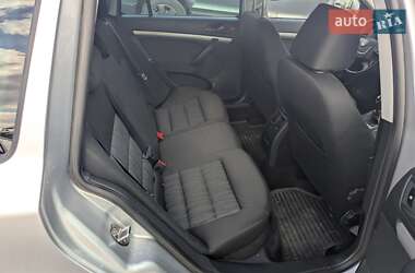 Универсал Skoda Octavia 2012 в 