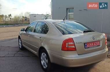 Ліфтбек Skoda Octavia 2004 в 