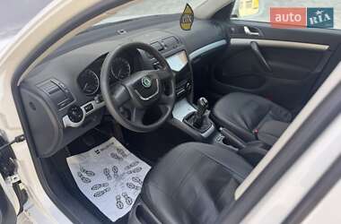Универсал Skoda Octavia 2012 в 