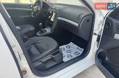 Универсал Skoda Octavia 2012 в 