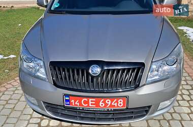 Лифтбек Skoda Octavia 2009 в 