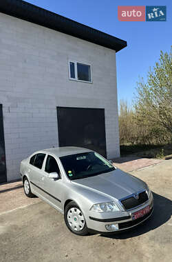 Лифтбек Skoda Octavia 2008 в 