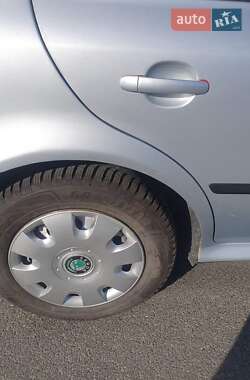 Лифтбек Skoda Octavia 2007 в 