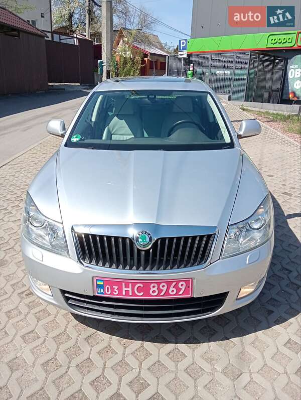Универсал Skoda Octavia 2012 в 