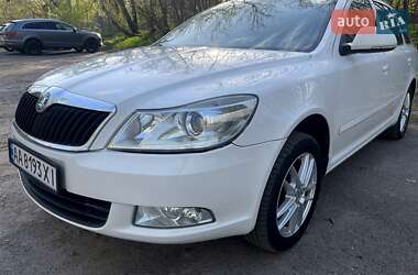 Універсал Skoda Octavia 2011 в Вишгороді