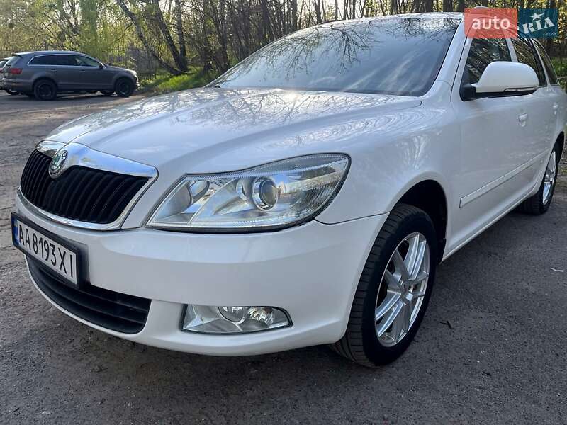 Универсал Skoda Octavia 2011 в 