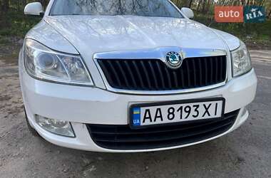 Универсал Skoda Octavia 2011 в 
