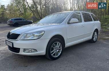 Универсал Skoda Octavia 2011 в 