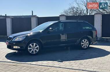 Универсал Skoda Octavia 2010 в 