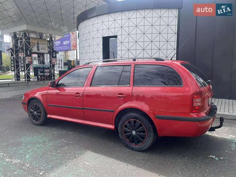 Універсал Skoda Octavia 2009 в Тернополі