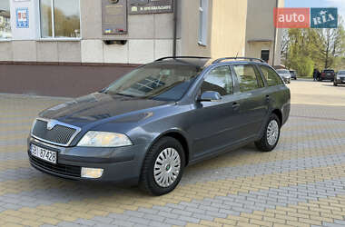 Універсал Skoda Octavia 2006 в Звягелі