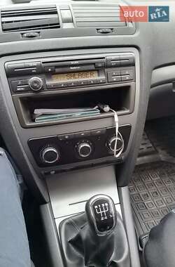 Лифтбек Skoda Octavia 2011 в 