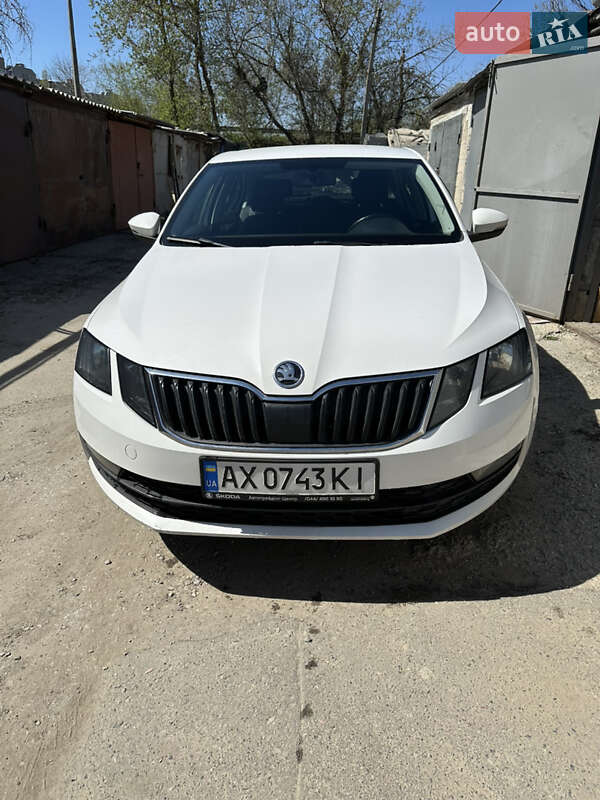 Ліфтбек Skoda Octavia 2017 в Харкові