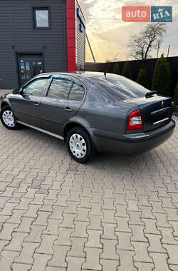 Лифтбек Skoda Octavia 2008 в 