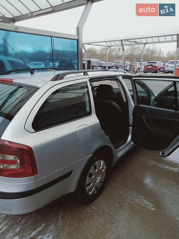 Універсал Skoda Octavia 2008 в Рівному