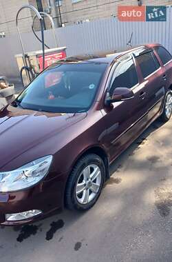Универсал Skoda Octavia 2010 в 