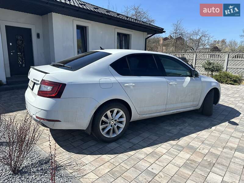 Ліфтбек Skoda Octavia 2018 в Львові