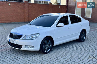 Лифтбек Skoda Octavia 2011 в 