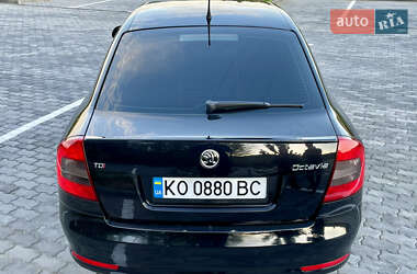 Лифтбек Skoda Octavia 2011 в 