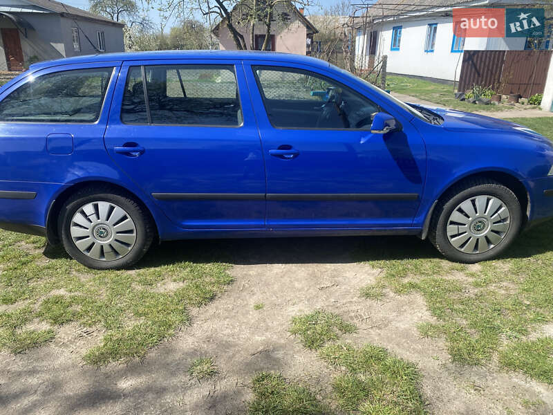 Універсал Skoda Octavia 2006 в Луцьку