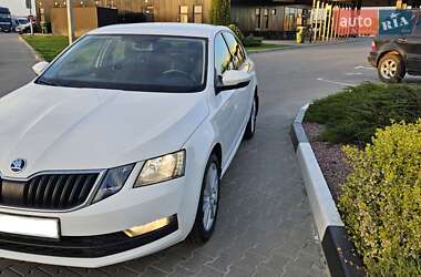 Лифтбек Skoda Octavia 2017 в 