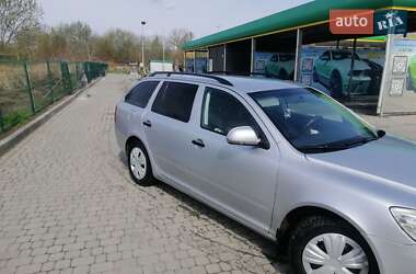 Універсал Skoda Octavia 2011 в 