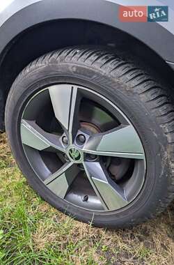 Универсал Skoda Octavia 2015 в 