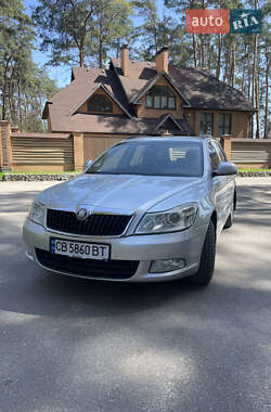 Универсал Skoda Octavia 2010 в 