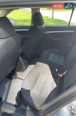 Универсал Skoda Octavia 2010 в 