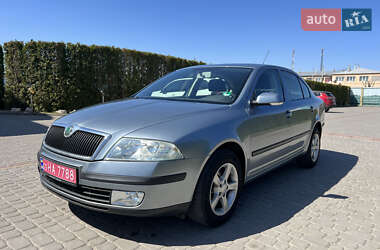 Лифтбек Skoda Octavia 2005 в 