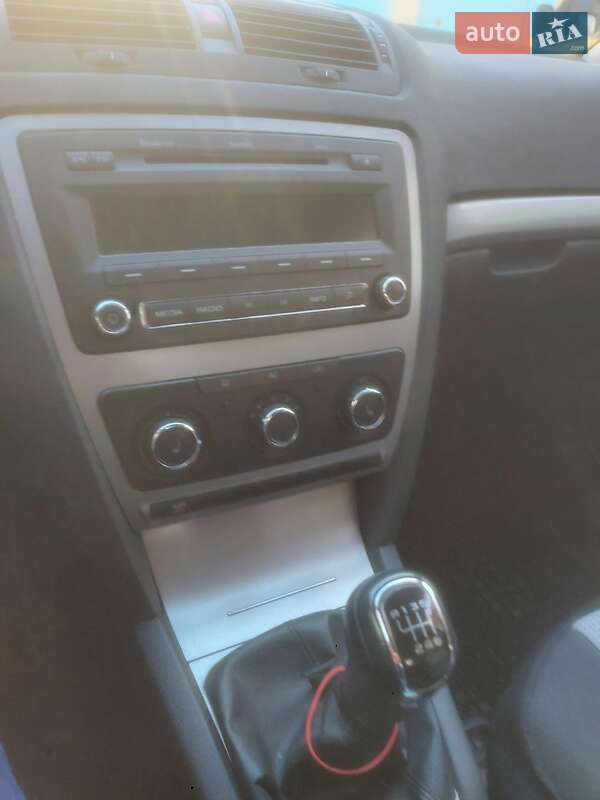 Лифтбек Skoda Octavia 2012 в Ирпене фото 11 Лифтбек Skoda Octavia 2012 в Ирпене