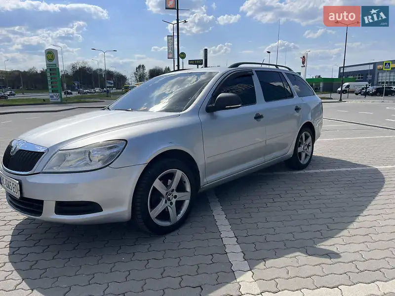 Skoda Octavia 2011 VIN TMBGE61Z0B2145093 фото оголошення 27 з 63
