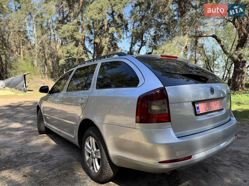 Универсал Skoda Octavia 2010 в Полтаве