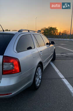 Универсал Skoda Octavia 2010 в 