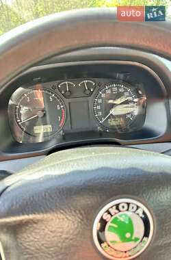 Ліфтбек Skoda Octavia 1999 в 