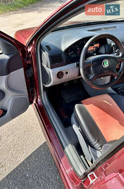 Ліфтбек Skoda Octavia 1999 в 